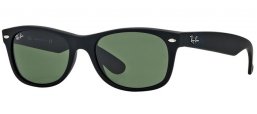 Lunettes de soleil - Ray-Ban® - Ray-Ban® RB2132 NEW WAYFARER - 622 RUBBER BLACK // CRYSTAL GREEN