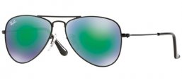 Gafas Junior - Ray-Ban® Junior Collection - RJ9506S - 201/3R MATTE BLACK // LIGHT GREEN MIRROR GREEN